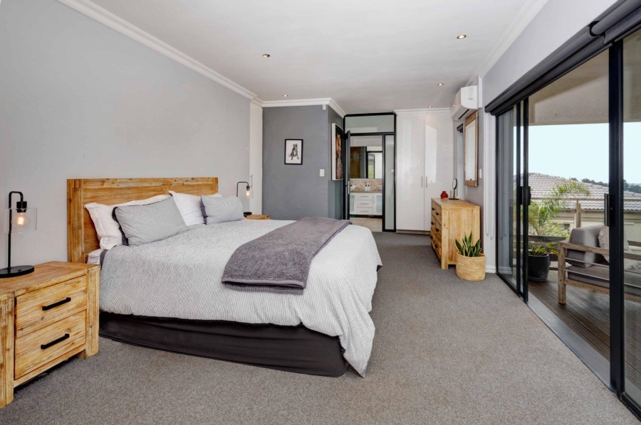 4 Bedroom Property for Sale in Van Riebeeckshof Western Cape